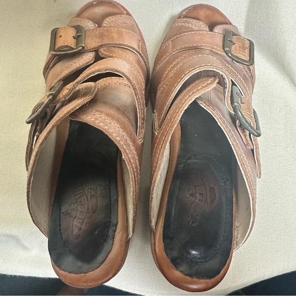 Freebird by Steven Women's Caprice Buckle Leather Sandals Size 8 - Picture 7 of 13